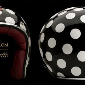 Meet your Posher, Abigail